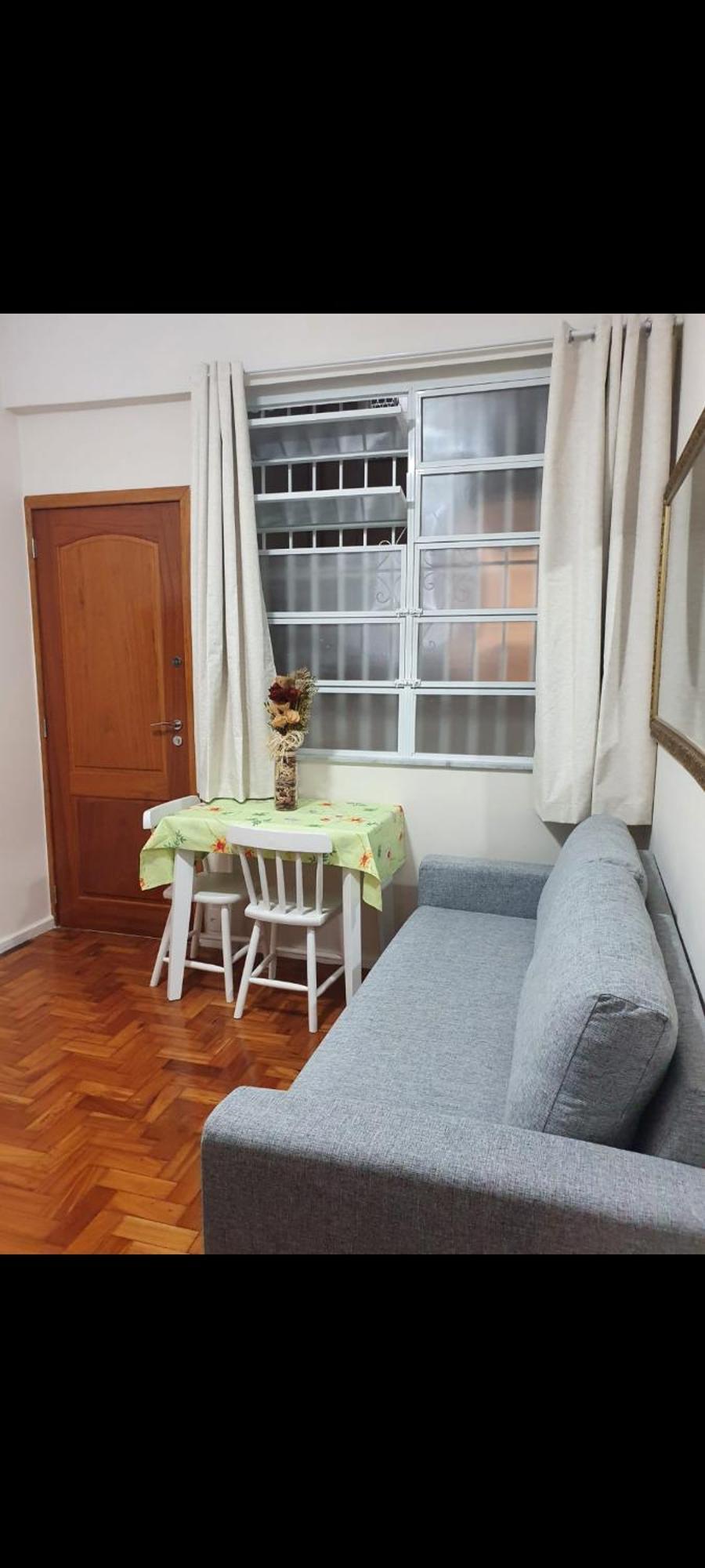 Copacabana 1 *